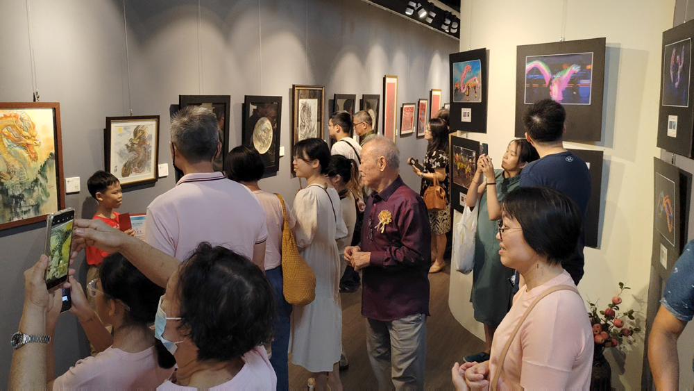 【南视界】新马寺“龙天护佑特展” 移动的龙画超吸睛